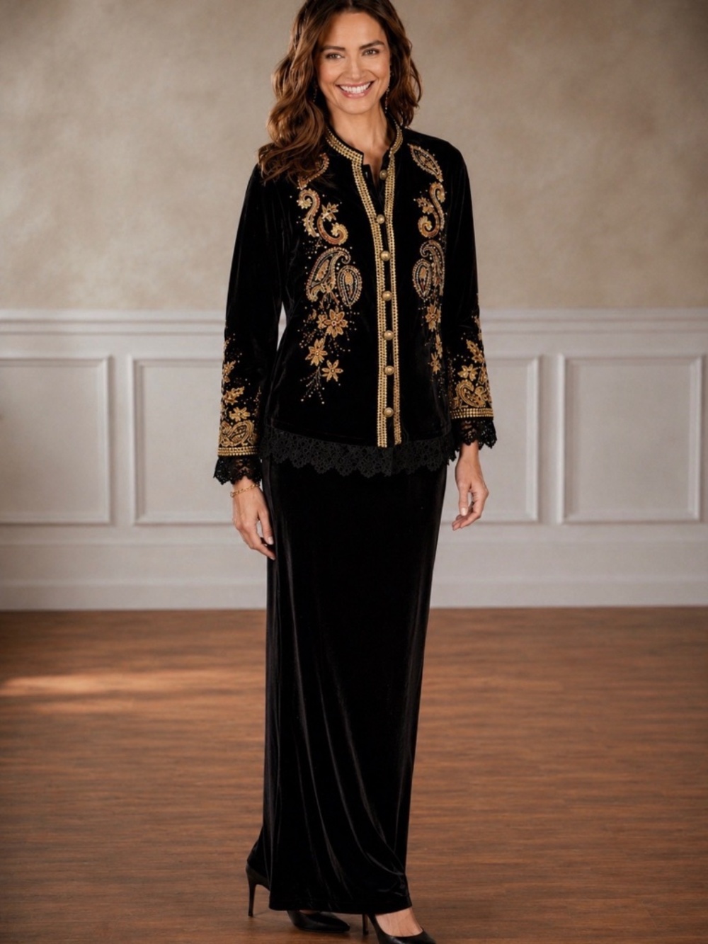 NWOT Soft Surroundings Tudor Jacket Black Velvet Gold Embroidered Jacket XS